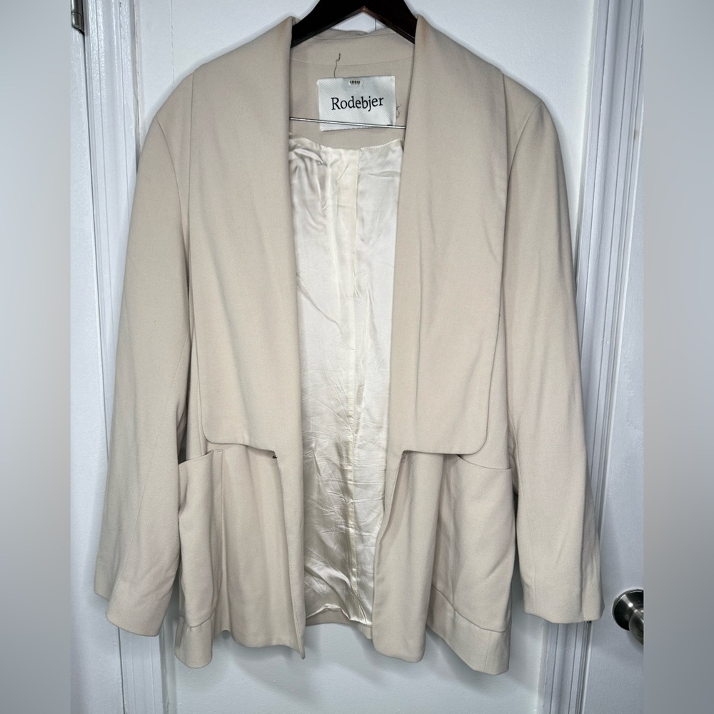 Rodebjer drapey beige blazer, size Medium.